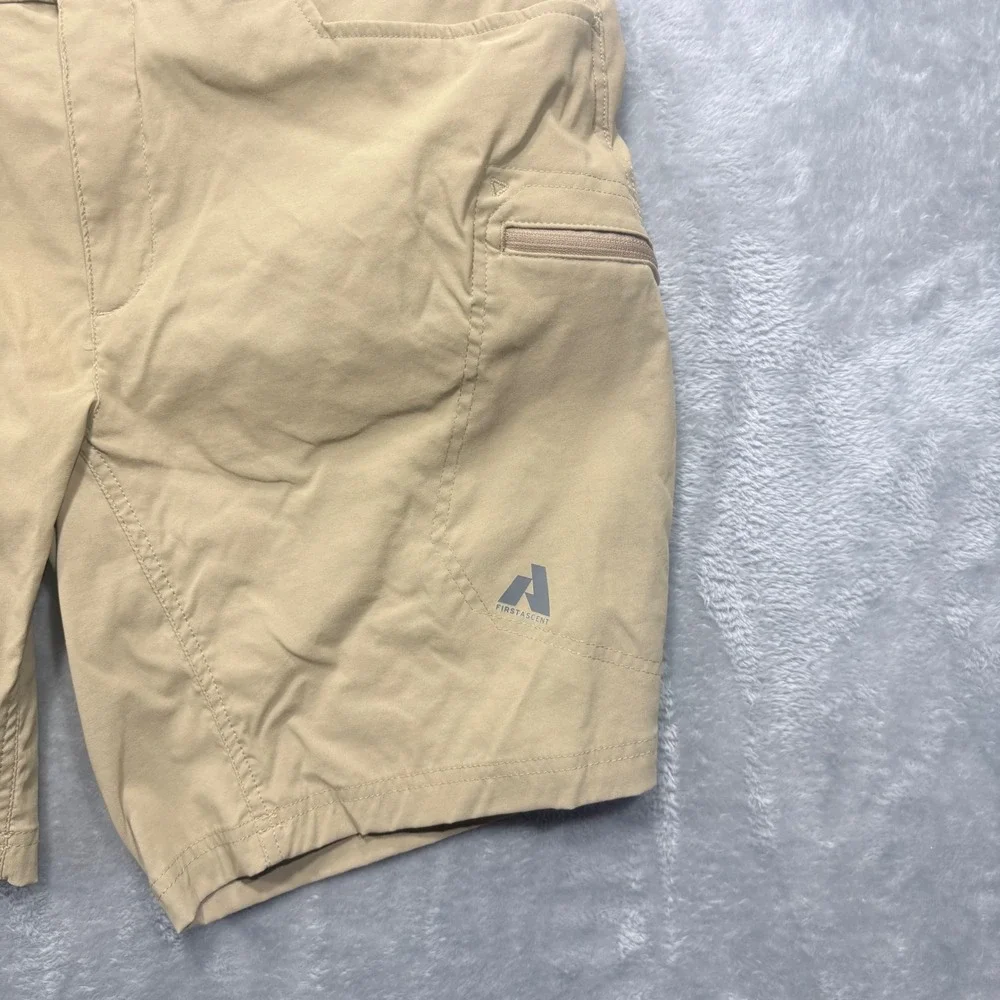 Eddie Bauer First Ascent Guide Shorts Mens 42 Tan Nylon Spandex Stretch Hiking